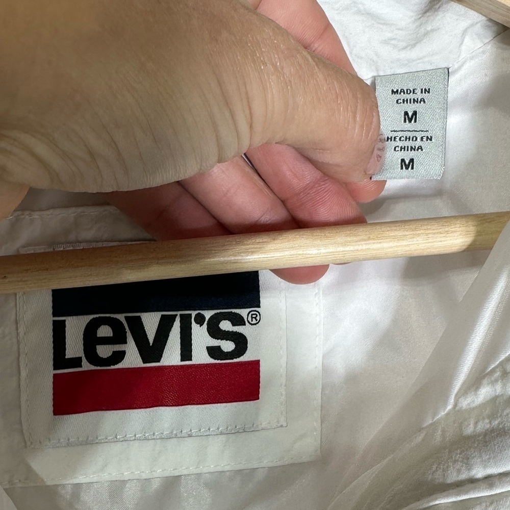 Levis Womens White Quarter Zip Anorak Windbreaker Jacket Pullover Size Medium - Picture 6 of 7